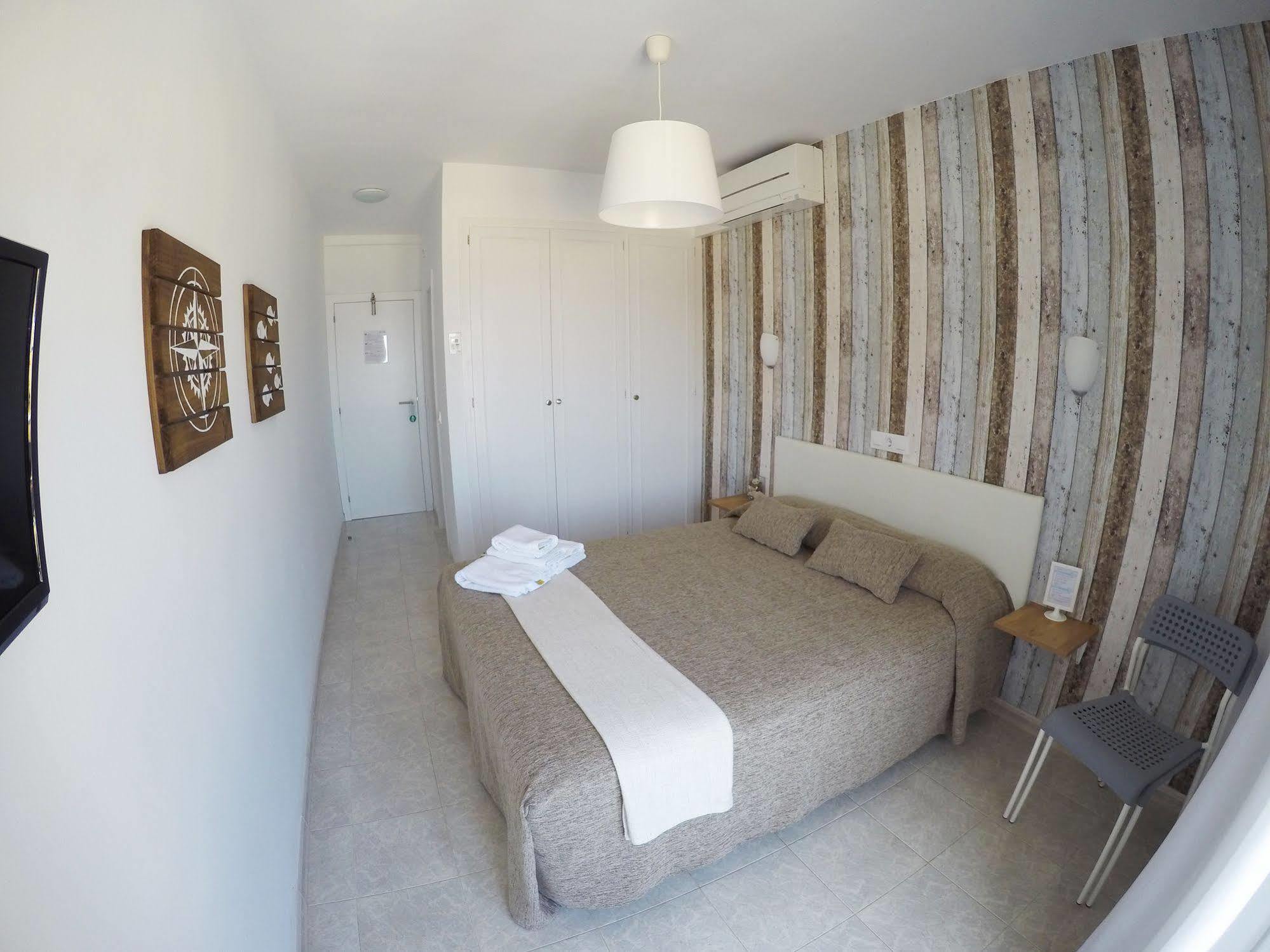 Hostal Del Mar Tossa de Mar Eksteriør billede